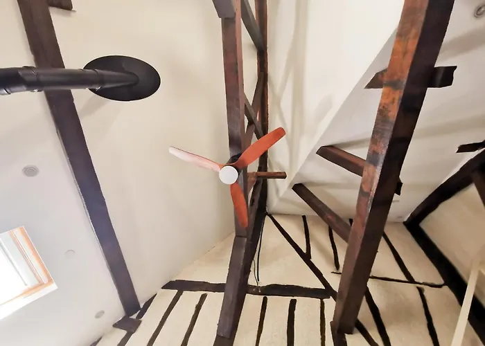 Loft Atypique Au Calme Avec Cour Privative