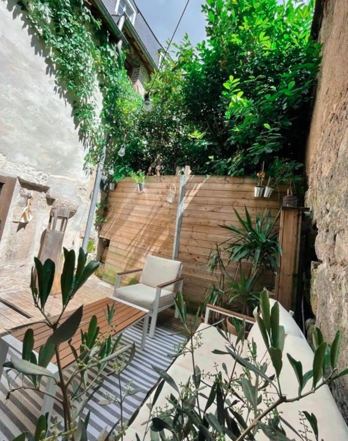 Loft Atypique Au Calme Avec Cour Privative